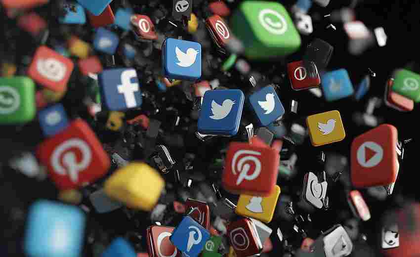 如何通过社交媒体提升南坪市场的SEO效果？